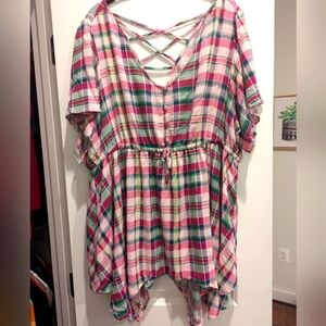 Pretty Sharkbite Flutter Sleeve Top